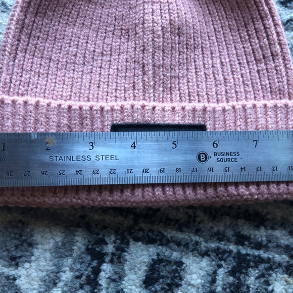 Northface toque - Picture 4 of 4